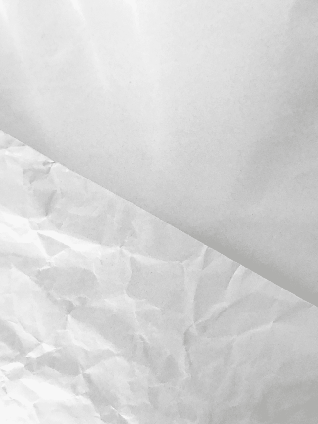 << Susurrado al Oído >> – Leonardo Leal